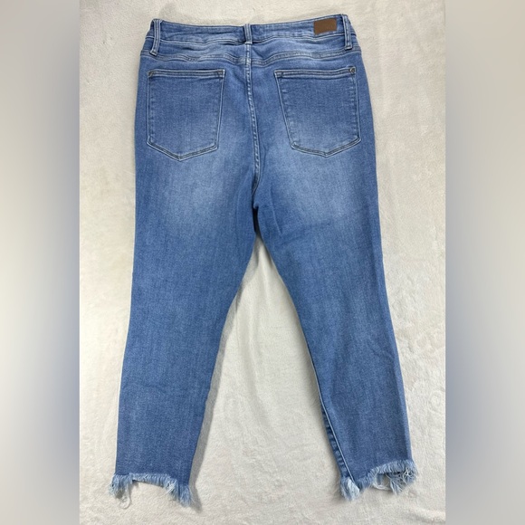 Judy Blue Distressed Hem Skinny Jeans - Picture 9 of 13